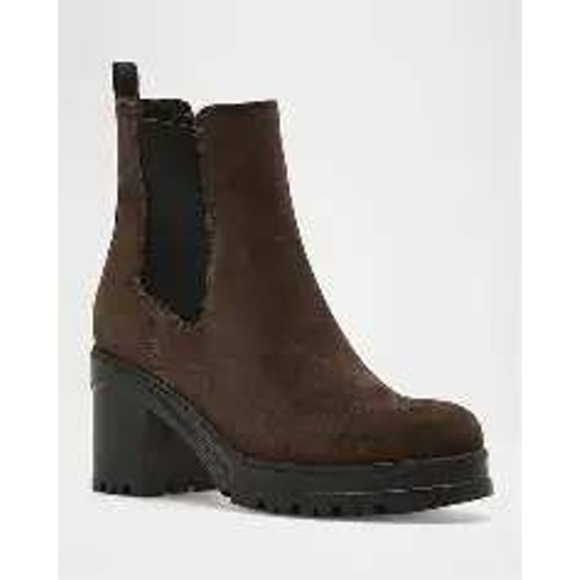 La CANADIENNE Shoes - La Canadienne Lively CIty Dry Chelsea Size 6US / 36EU (MSRP $550)